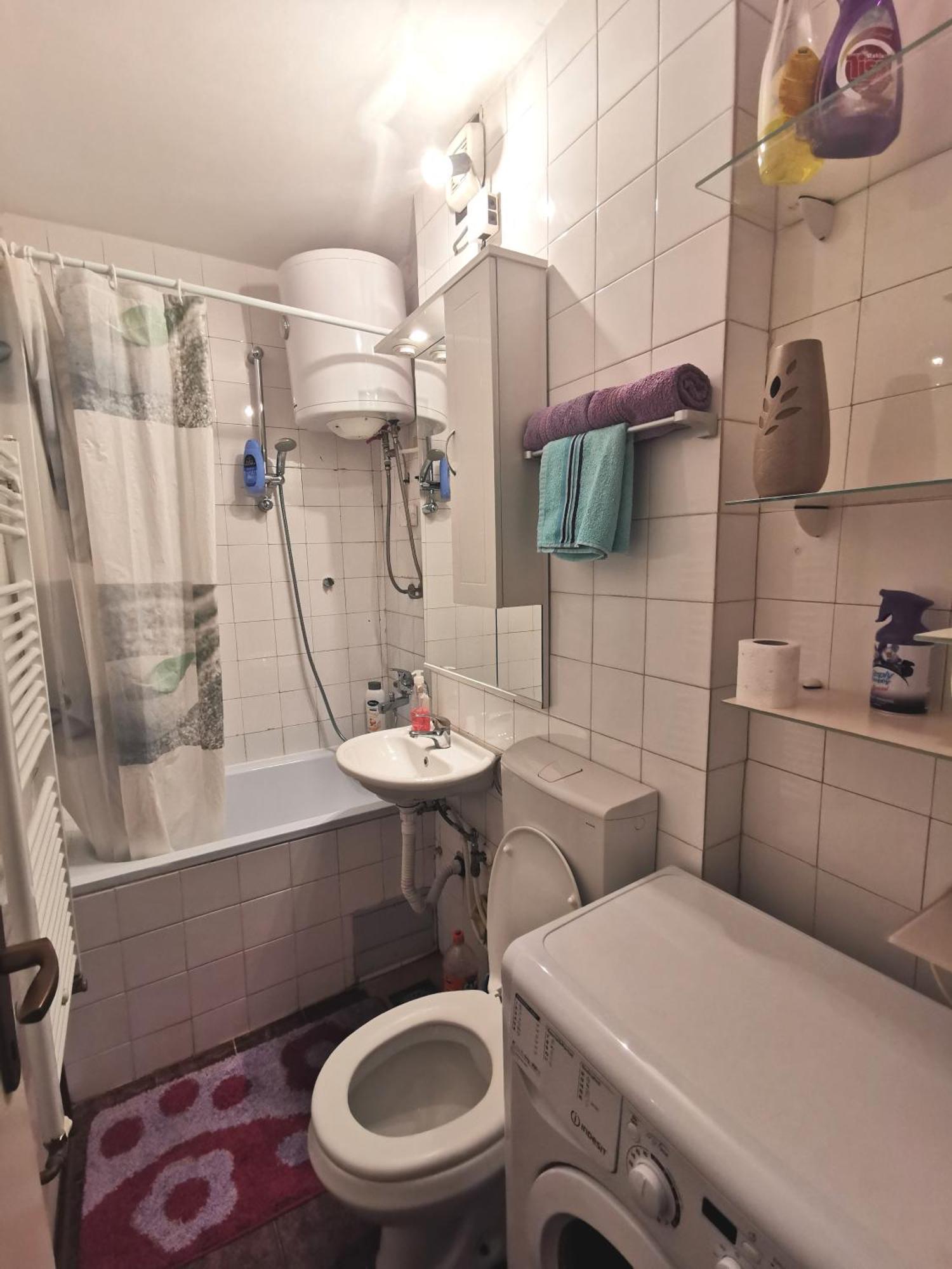 Near Sarajevo Airport Apartment ภายนอก รูปภาพ